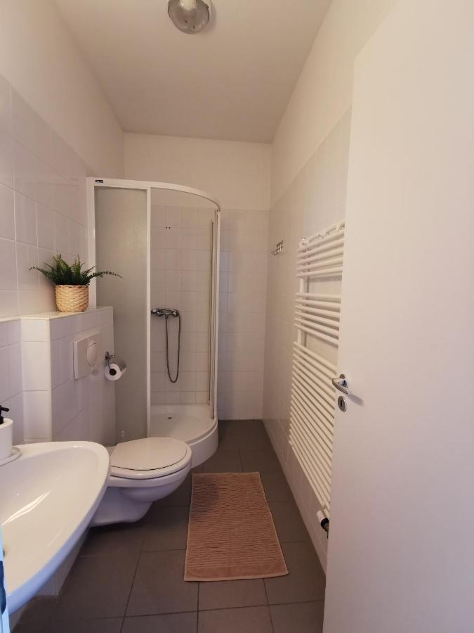 Hid Ifjusagi Szallo Albergue Dunaújváros Exterior foto